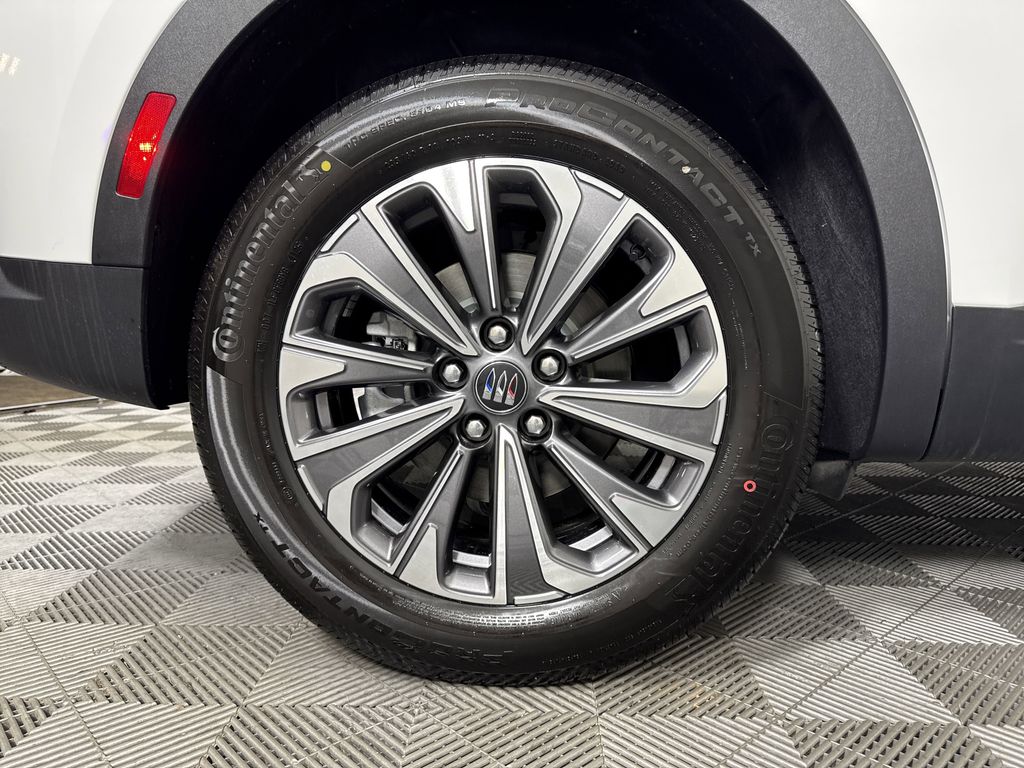 new 2025 Buick Envision car, priced at $35,245