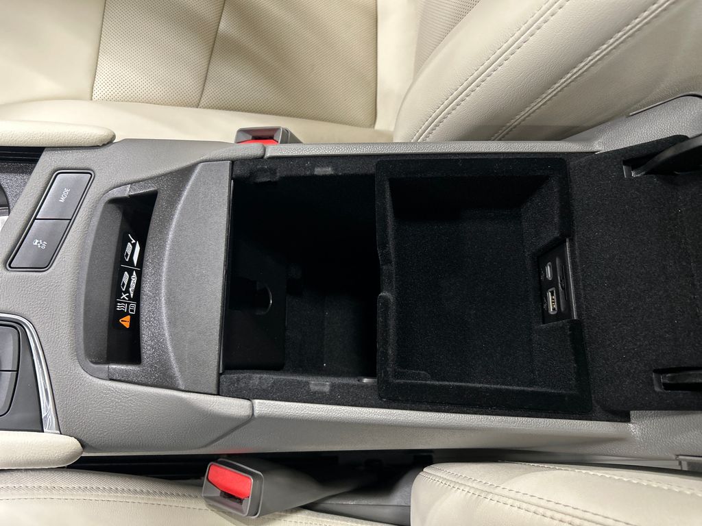used 2020 Cadillac XT5 car, priced at $29,969