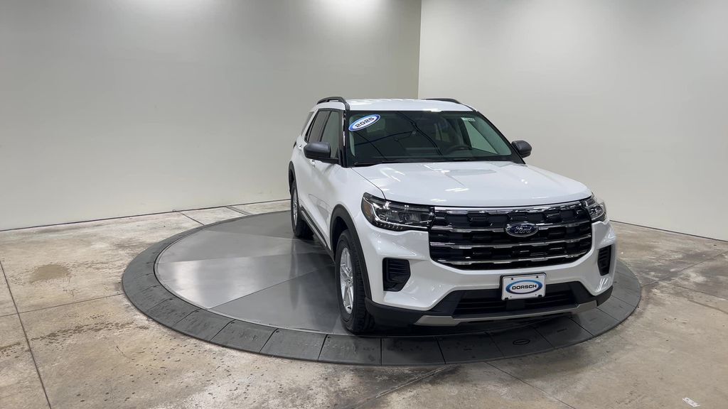 new 2025 Ford Explorer car, priced at $41,769