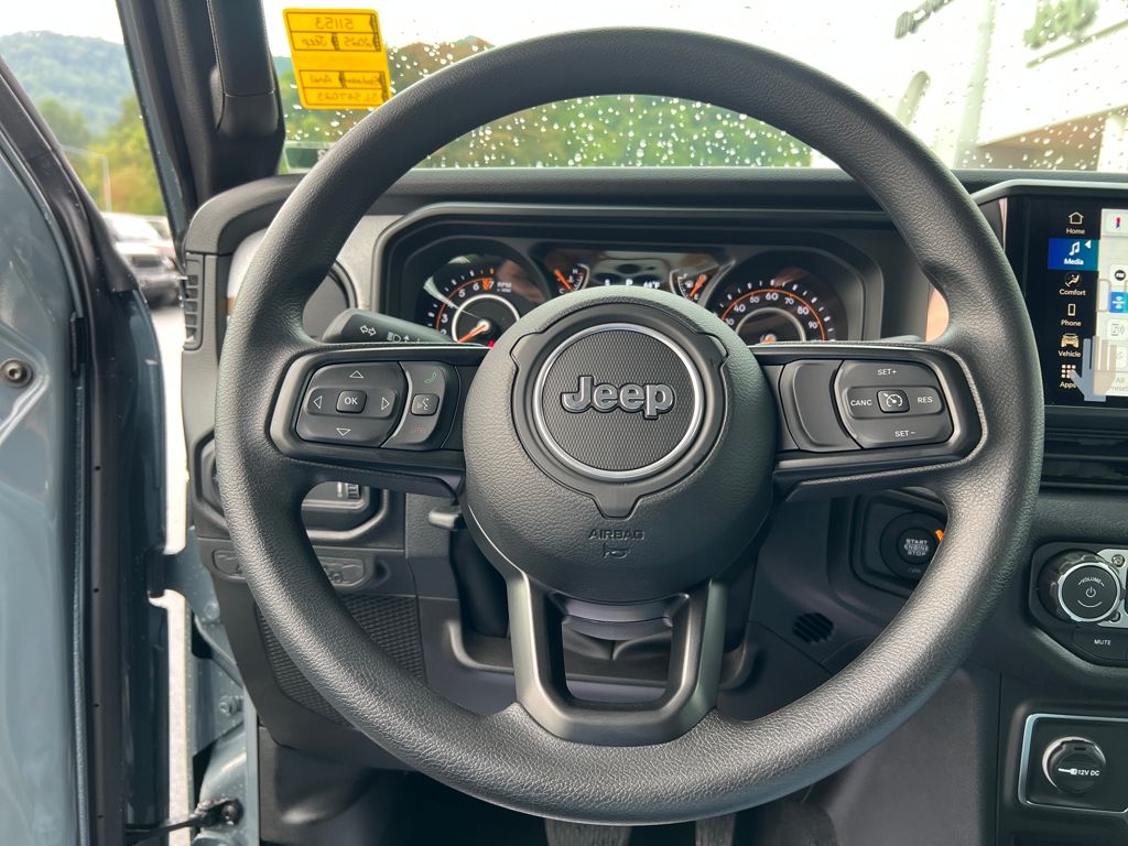new 2025 Jeep Gladiator car, priced at $41,595