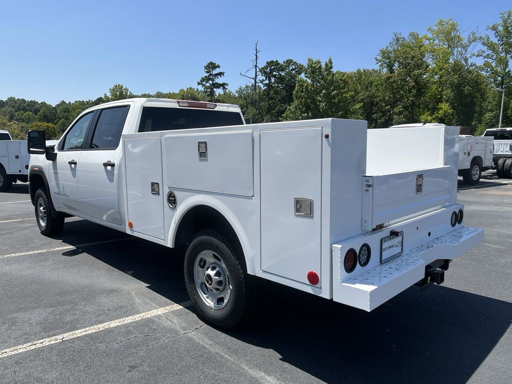 new 2024 GMC Sierra 2500HD car, priced at $48,933