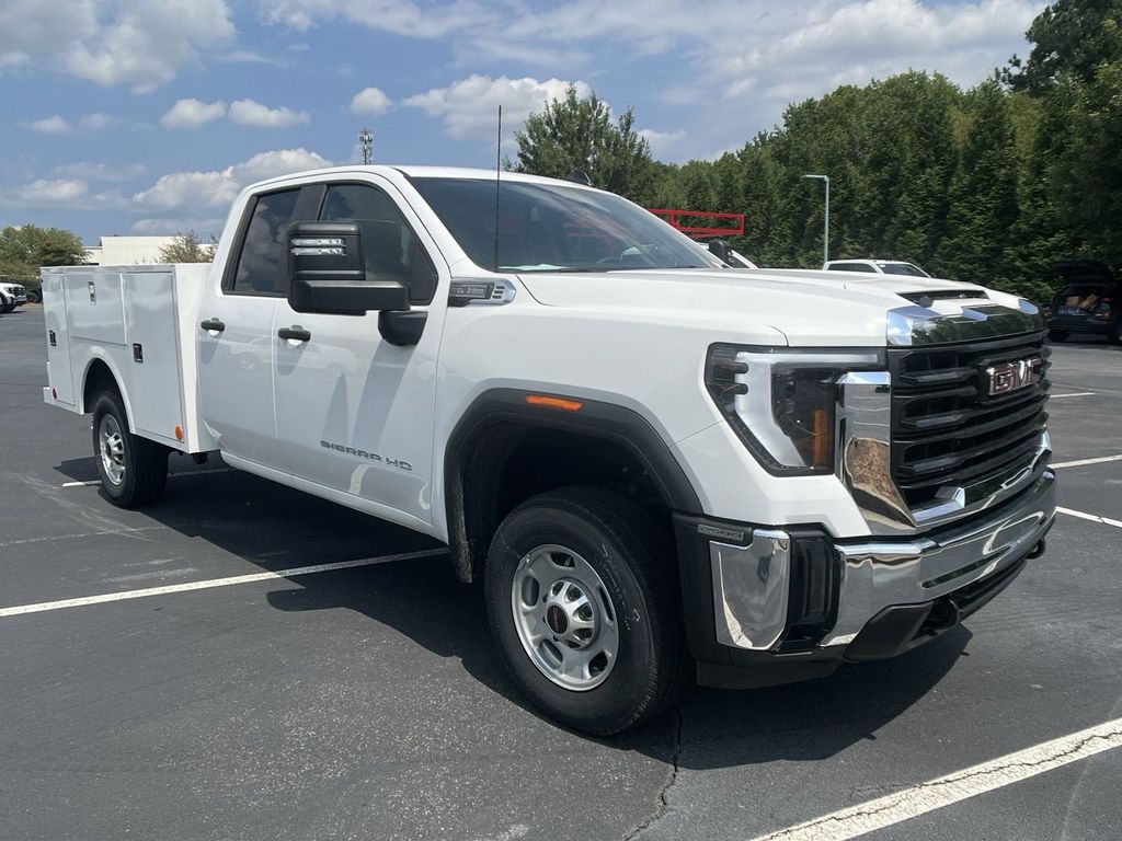 new 2024 GMC Sierra 2500HD car, priced at $47,778
