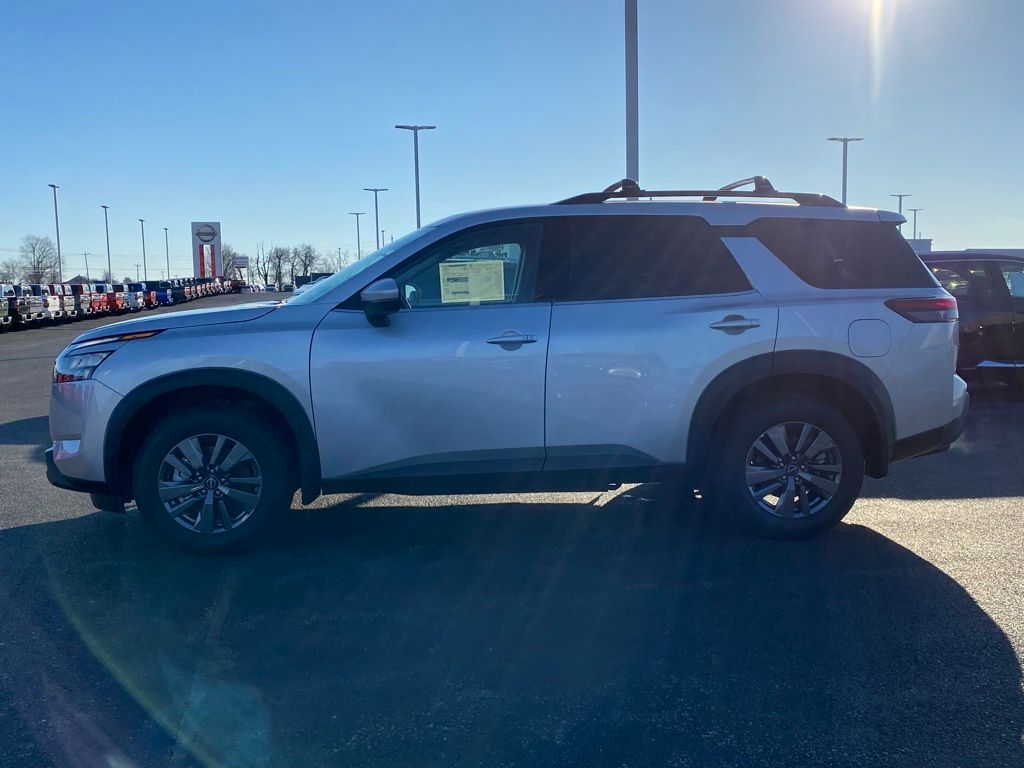 new 2025 Nissan Pathfinder car, priced at $38,396