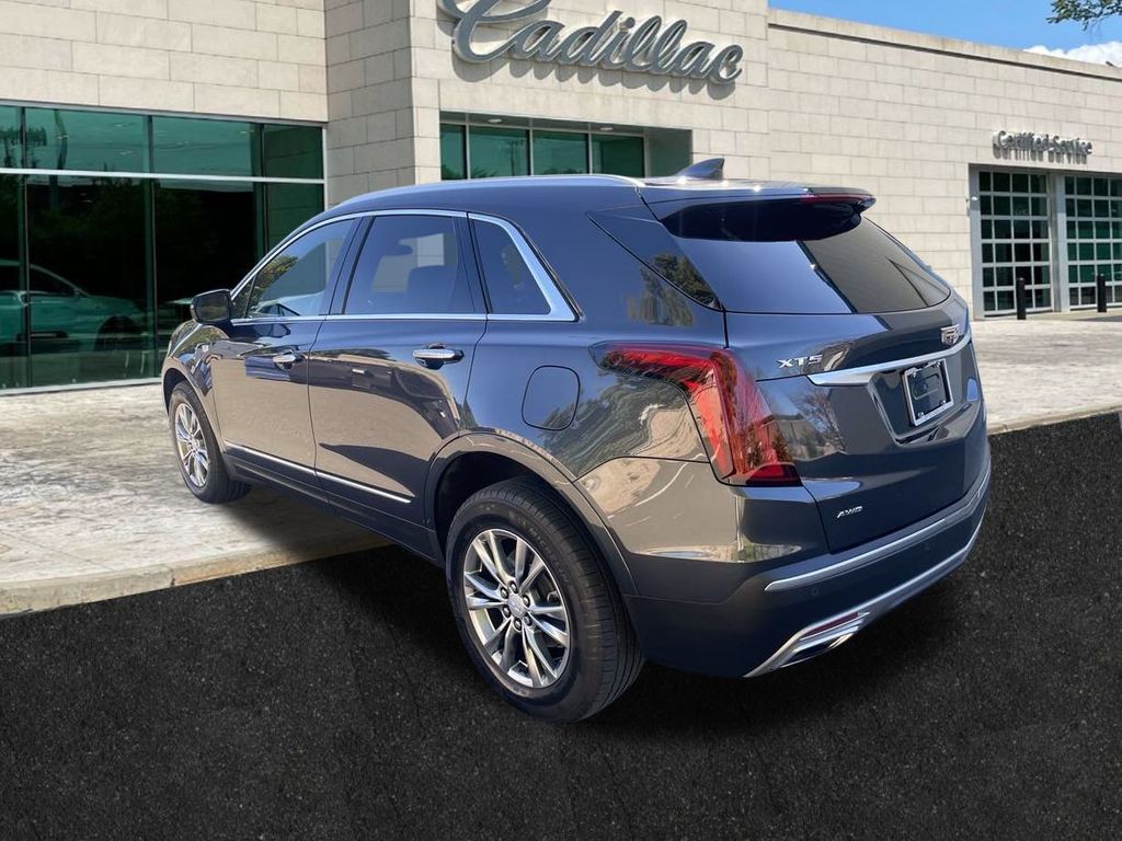 used 2021 Cadillac XT5 car, priced at $30,950