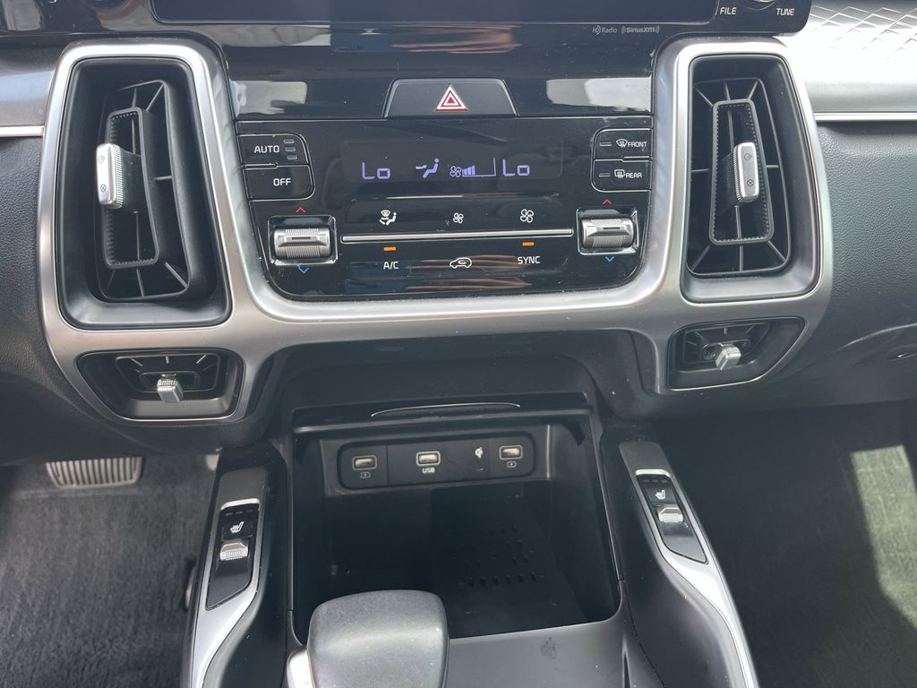 used 2023 Kia Sorento car, priced at $26,542