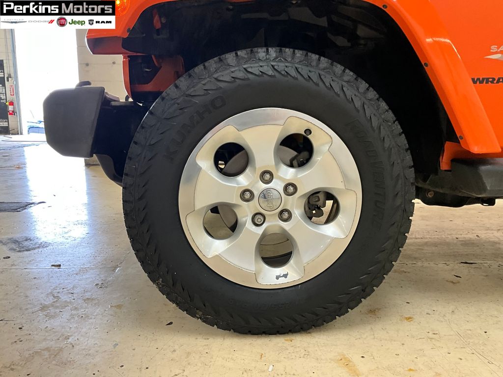 used 2013 Jeep Wrangler car, priced at $15,028