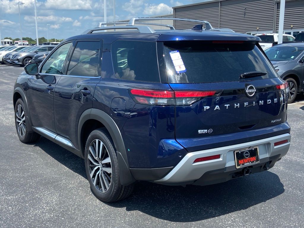 new 2024 Nissan Pathfinder car, priced at $45,450