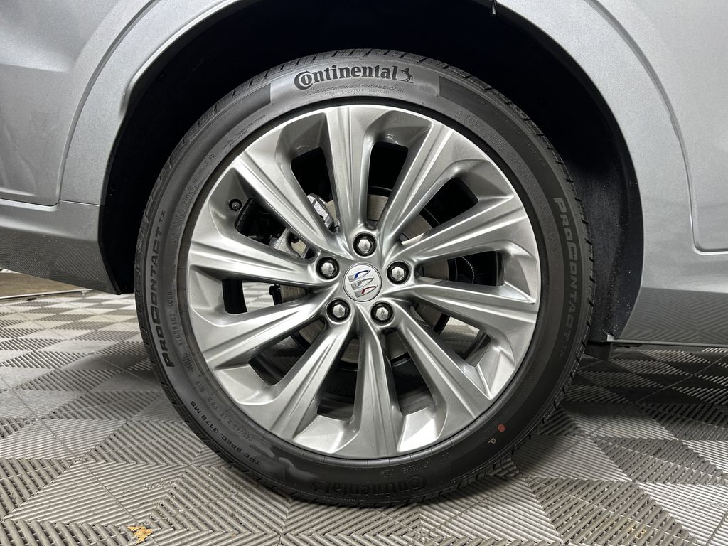 new 2025 Buick Envista car, priced at $31,085