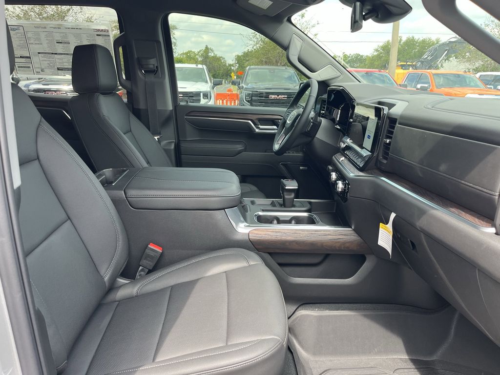 new 2025 GMC Sierra 1500 car, priced at $59,191