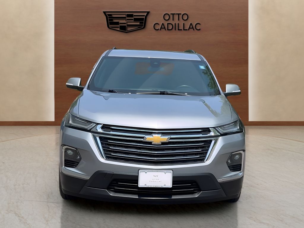 used 2023 Chevrolet Traverse car, priced at $33,700