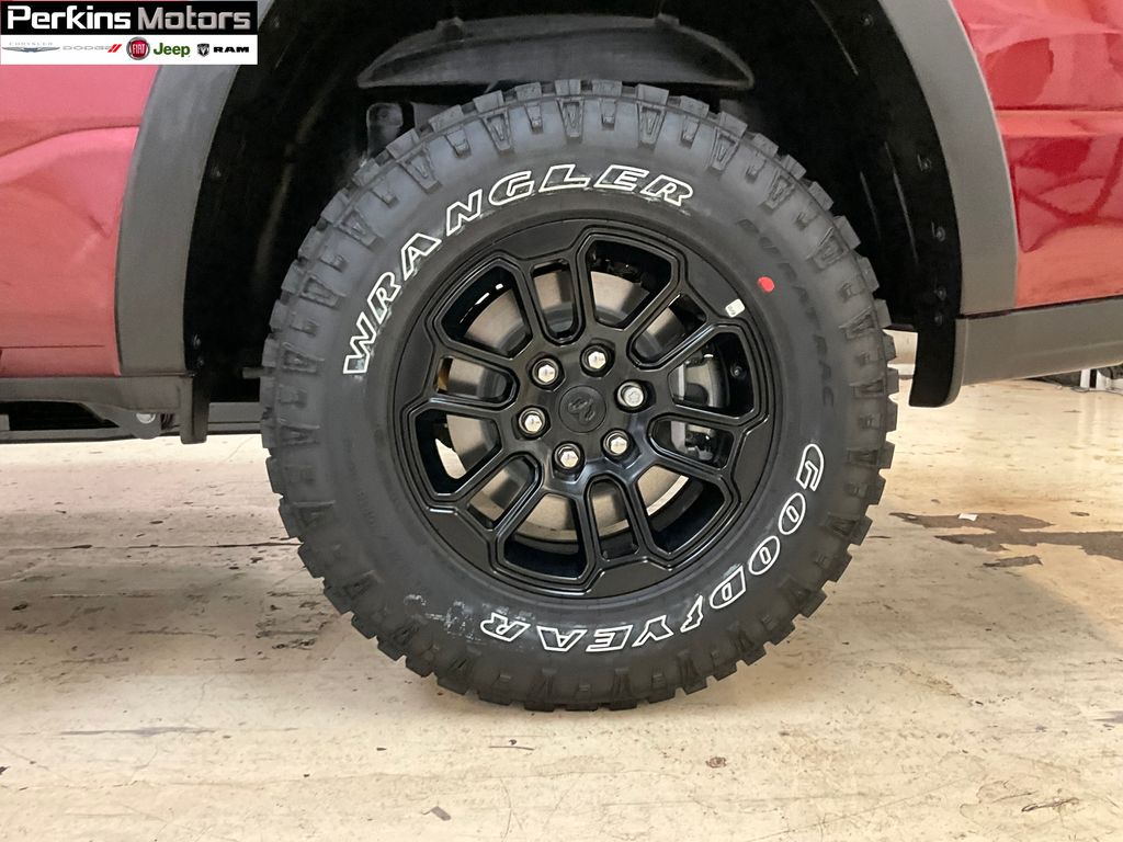new 2025 Ram 1500 car, priced at $63,059