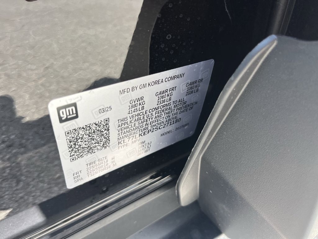 new 2025 Chevrolet Trax car, priced at $25,310