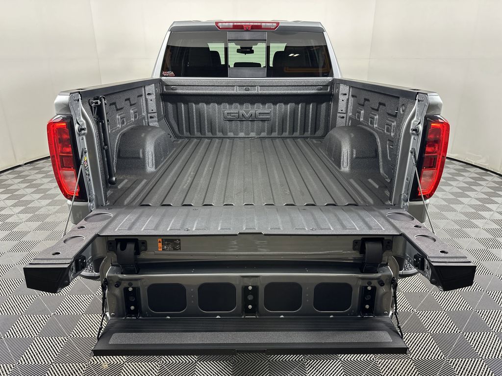 new 2025 GMC Sierra 1500 car, priced at $60,424