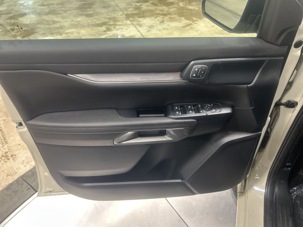 new 2025 Ford Ranger car, priced at $52,920