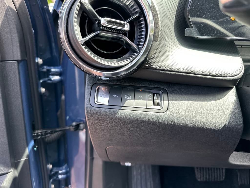 new 2026 Chevrolet Equinox car, priced at $31,995