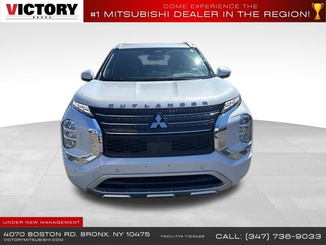 used 2022 Mitsubishi Outlander car, priced at $24,329
