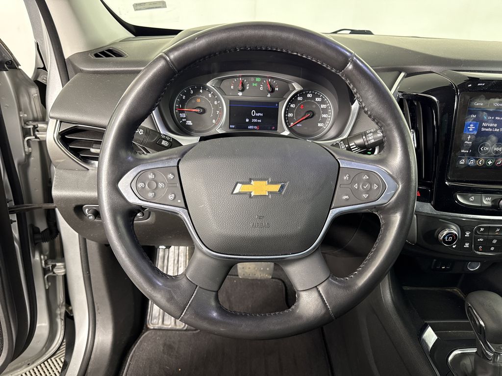 used 2021 Chevrolet Traverse car, priced at $25,997
