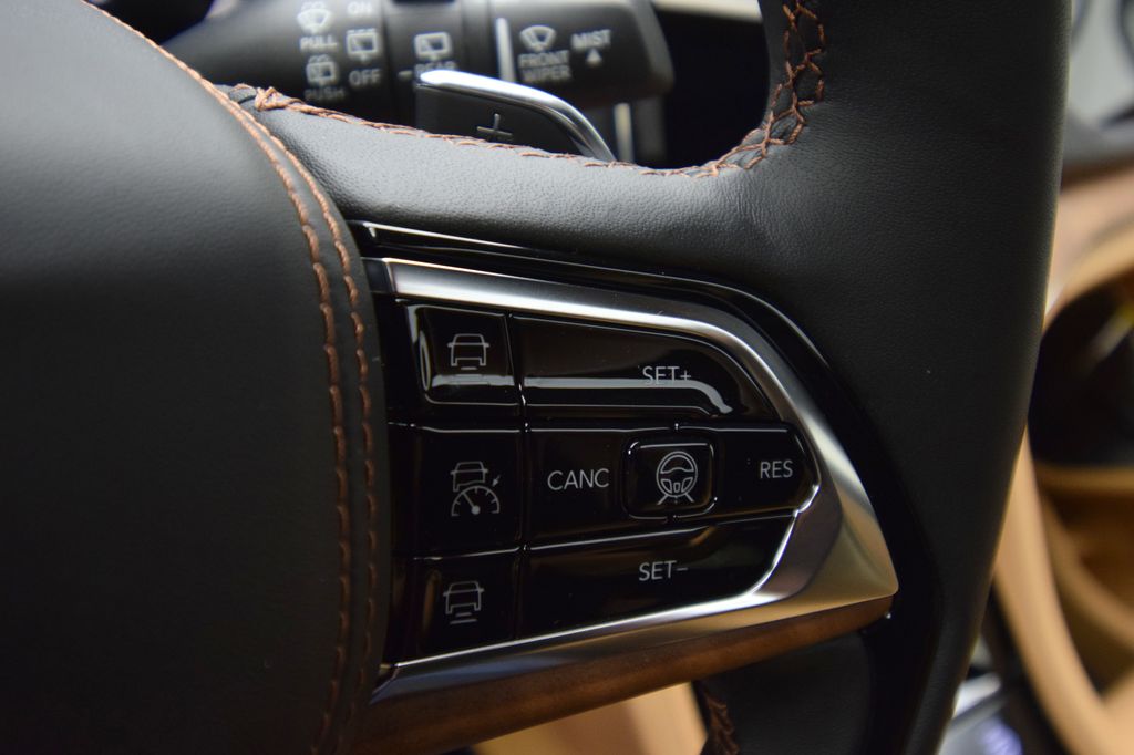 new 2025 Jeep Grand Cherokee car, priced at $68,580
