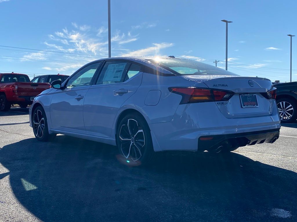 new 2025 Nissan Altima car, priced at $32,190