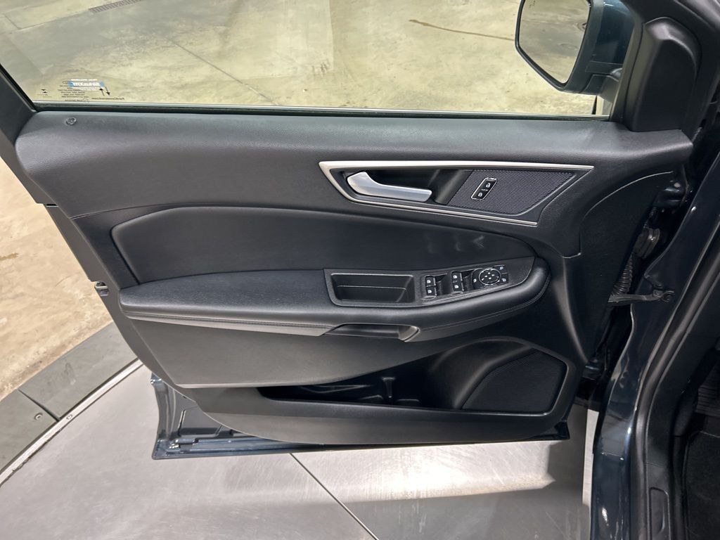 used 2023 Ford Edge car, priced at $28,998