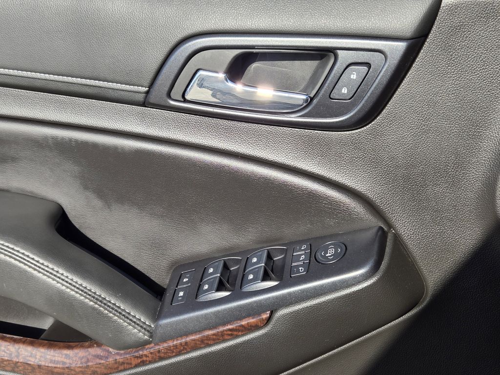 used 2019 GMC Yukon car, priced at $32,891