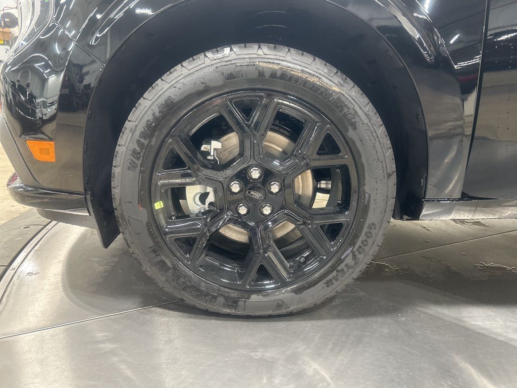 new 2025 Ford Maverick car, priced at $40,695