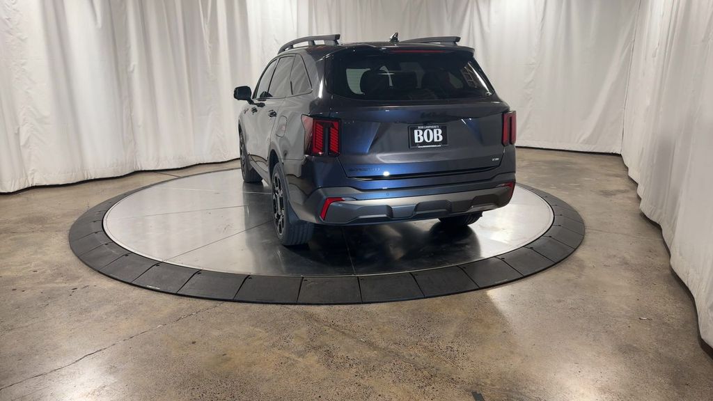 new 2025 Kia Sorento car, priced at $43,016