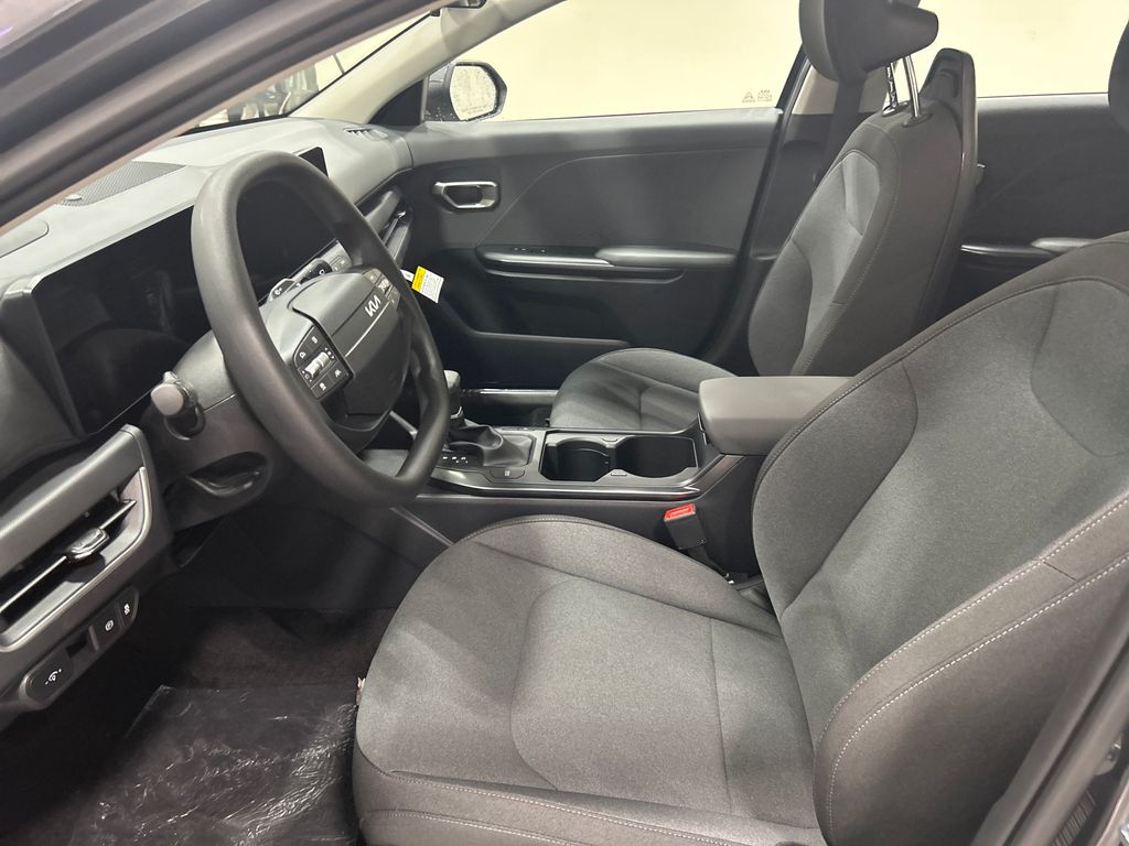 new 2025 Kia K4 car, priced at $23,165