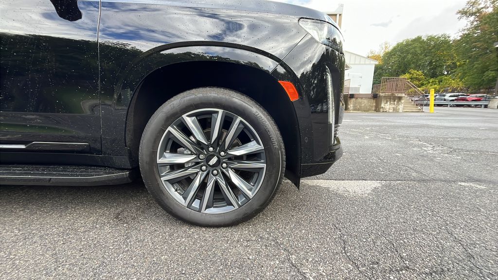 used 2024 Cadillac Escalade ESV car, priced at $84,400
