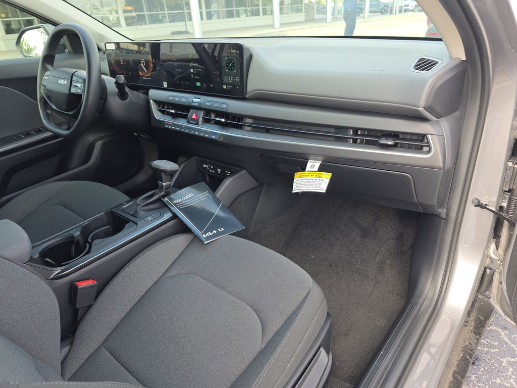 new 2025 Kia K4 car, priced at $23,123