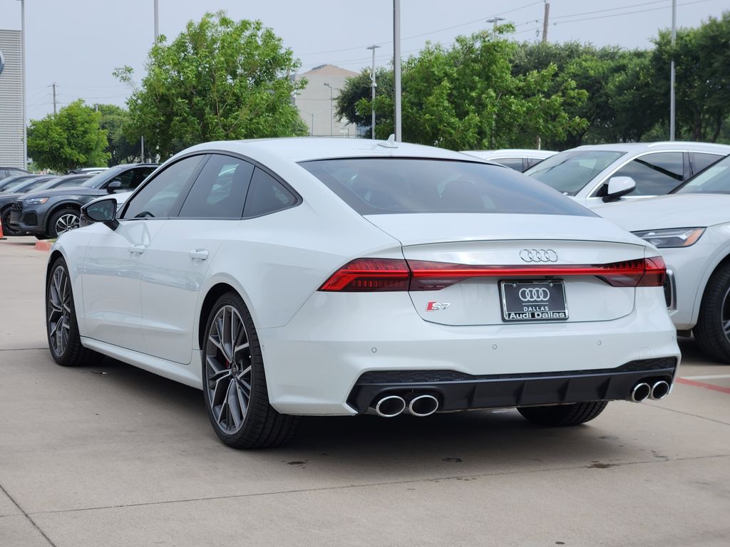 new 2025 Audi S7 car, priced at $100,600