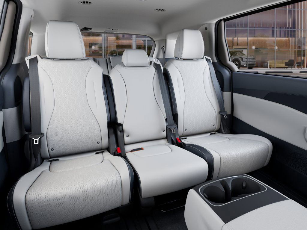 new 2025 Kia Carnival Hybrid car, priced at $38,850