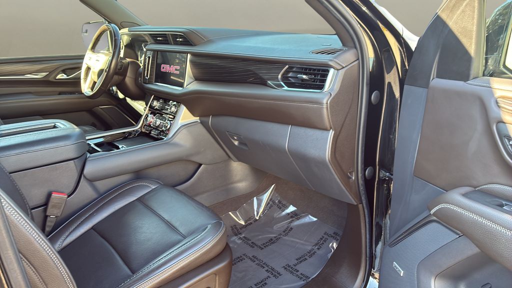 used 2021 GMC Yukon car, priced at $45,700