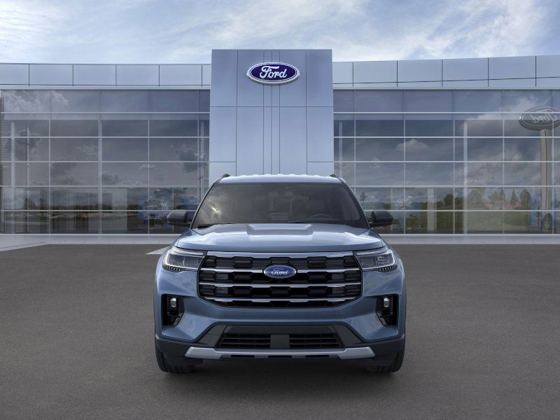 new 2025 Ford Explorer car, priced at $48,900