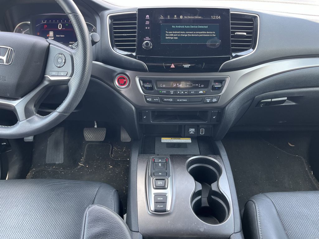 used 2022 Honda Passport car, priced at $28,592
