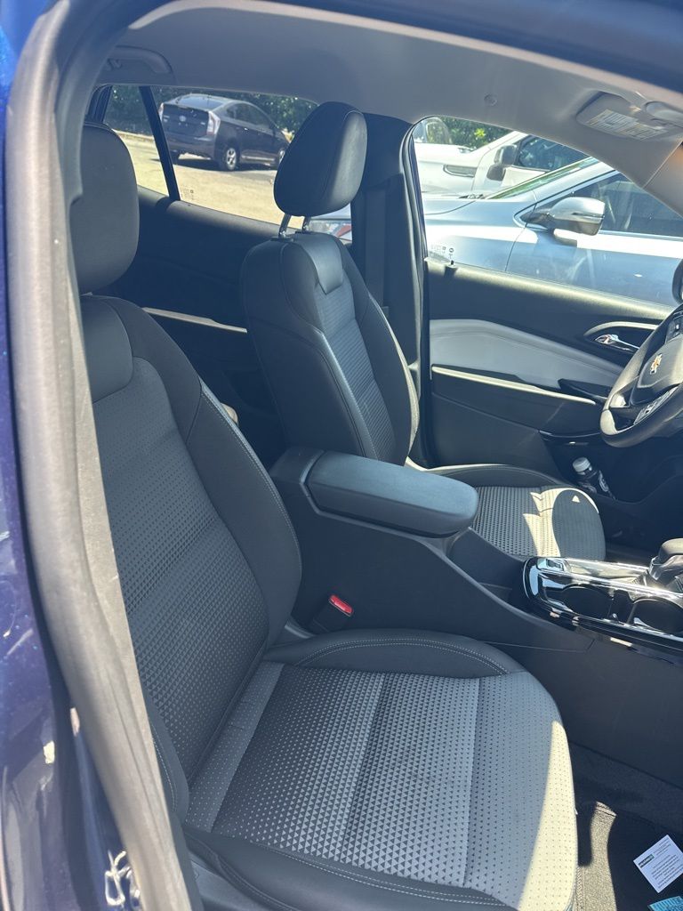 used 2024 Chevrolet Trax car, priced at $23,391