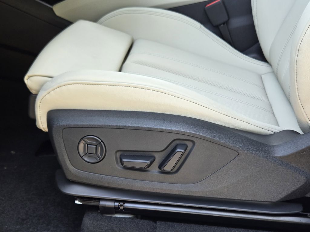 new 2025 Audi Q6 e-tron car, priced at $77,750