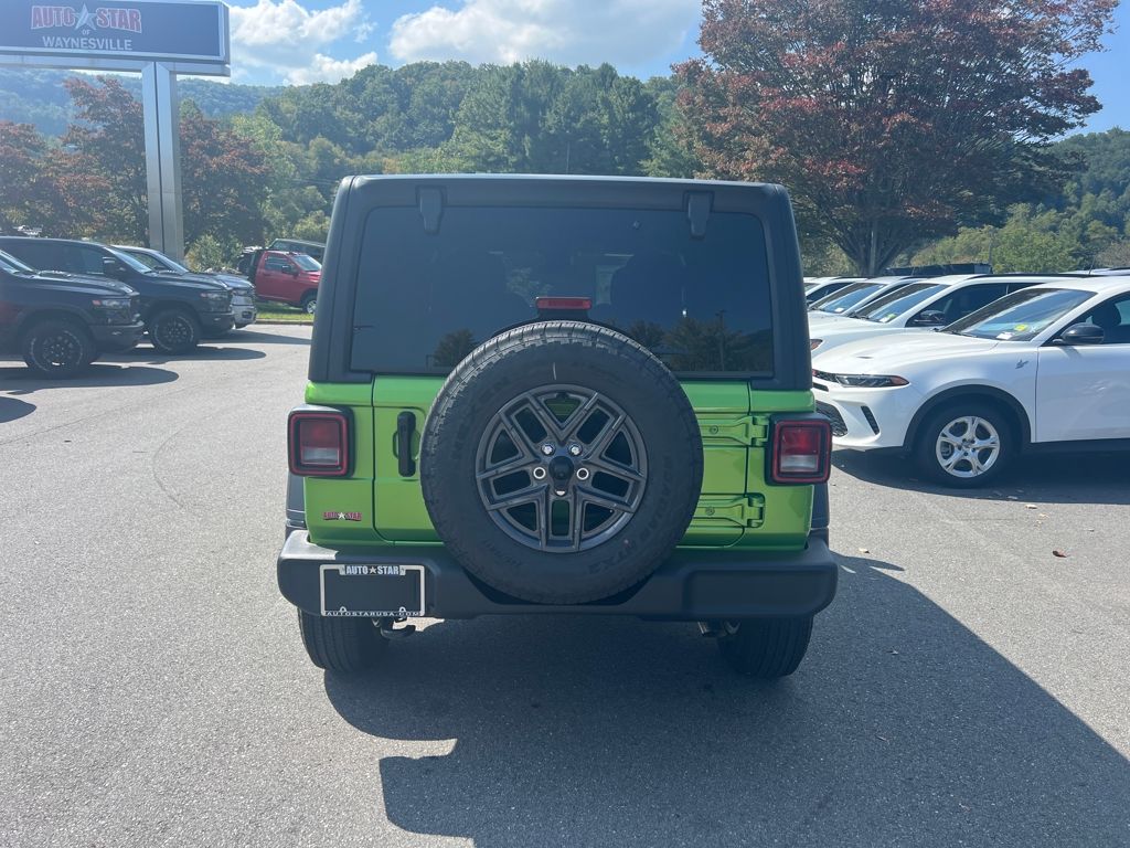 new 2025 Jeep Wrangler car, priced at $47,990
