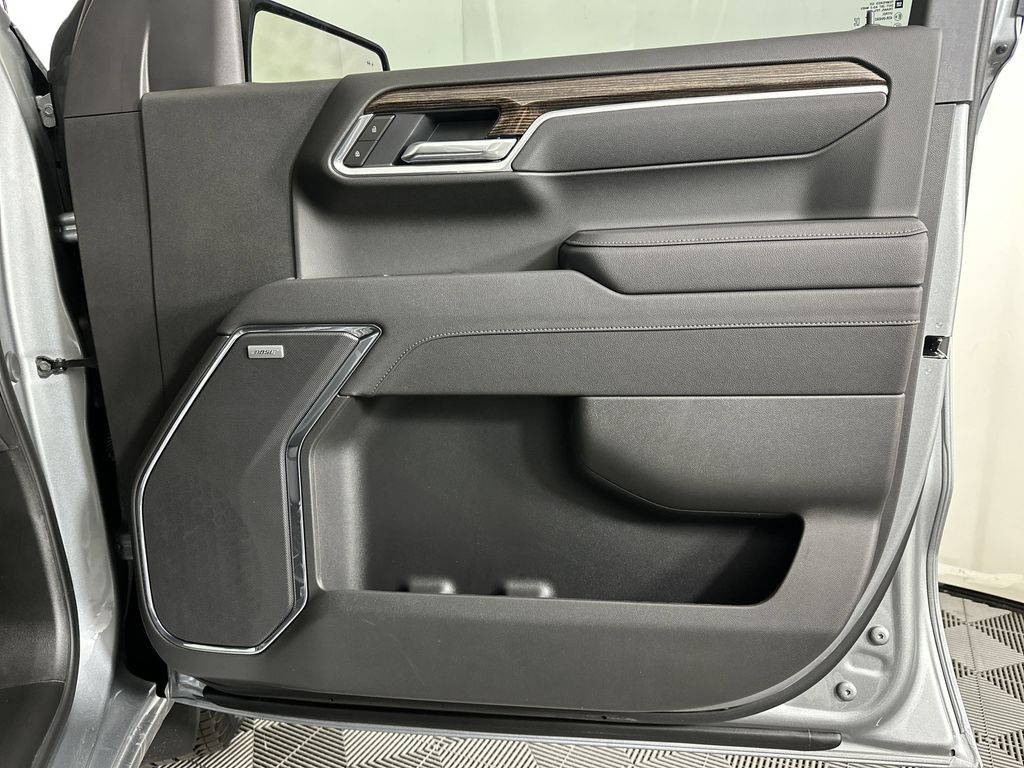 new 2025 GMC Sierra 1500 car, priced at $62,224