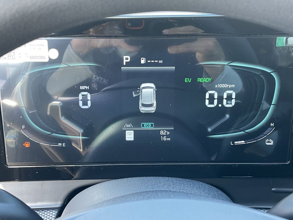 new 2025 Kia Sportage Hybrid car, priced at $28,753