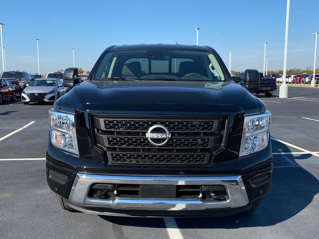 new 2024 Nissan Titan car, priced at $40,675