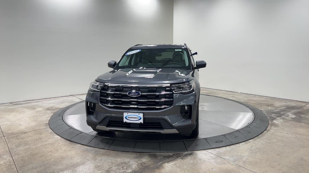 new 2025 Ford Explorer car, priced at $45,826