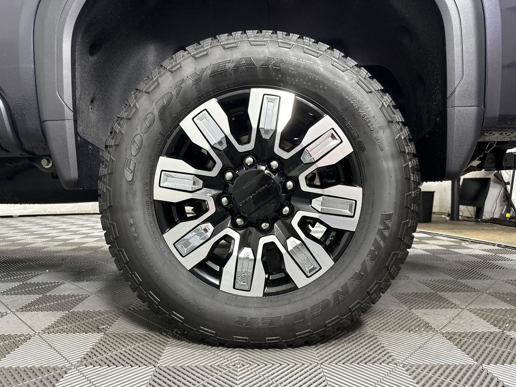 new 2025 GMC Sierra 2500HD car, priced at $85,634