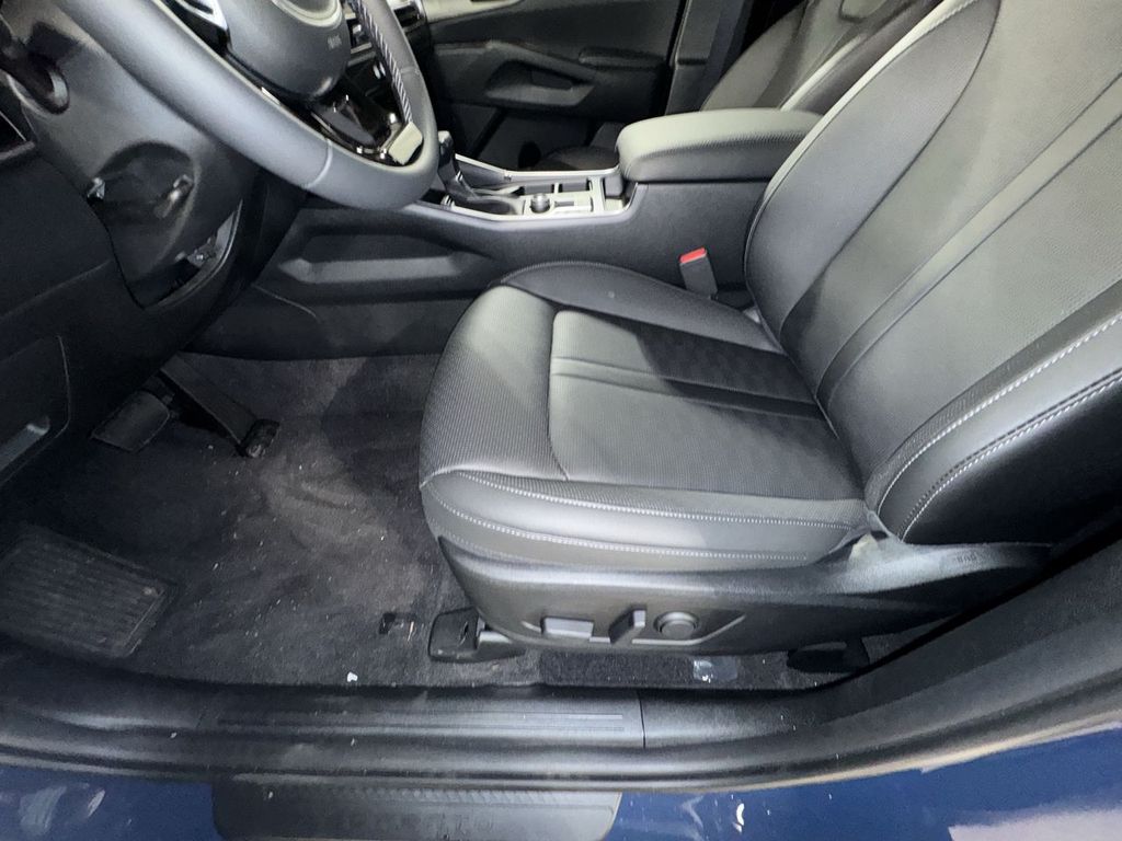 new 2025 Kia Sorento car, priced at $42,312