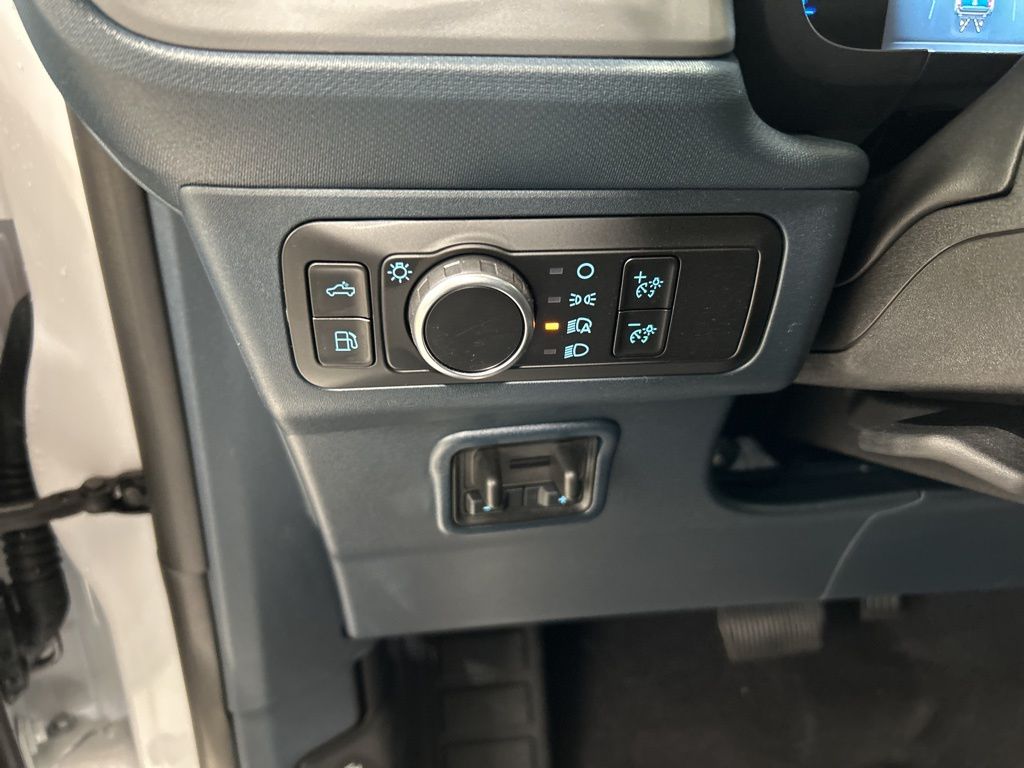 new 2025 Ford Maverick car, priced at $32,225