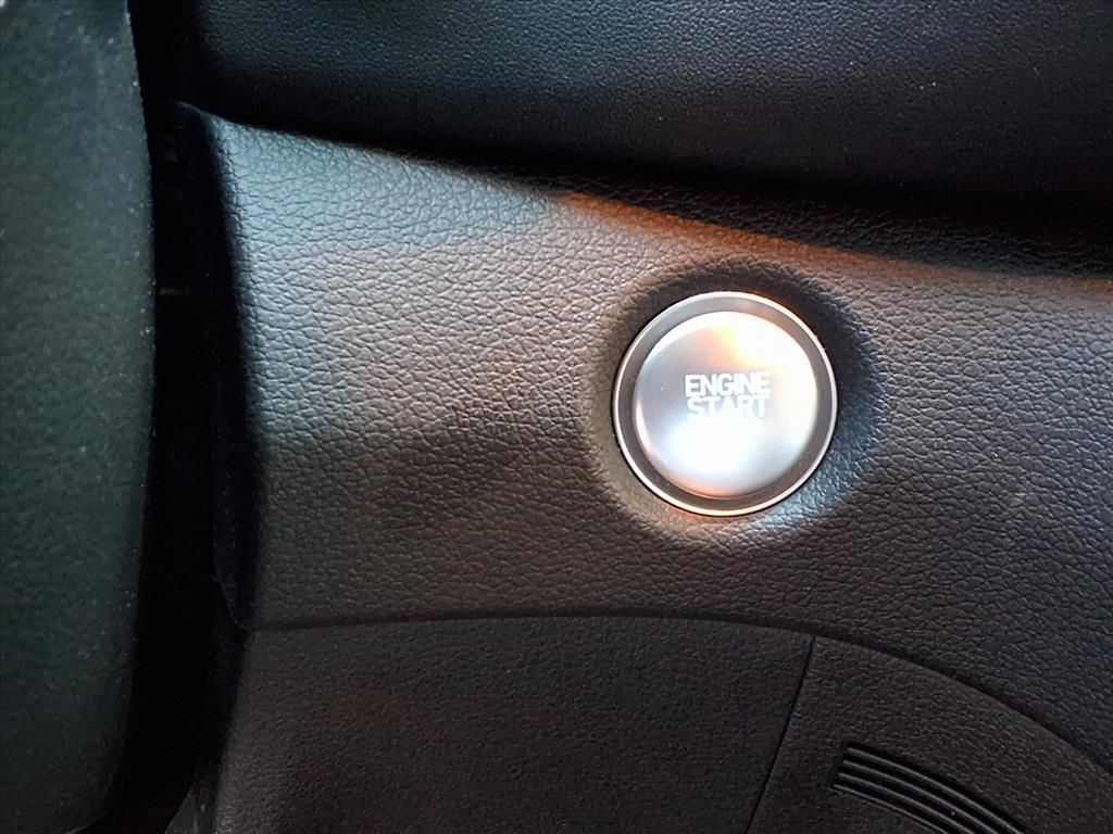 used 2022 Hyundai Santa Fe car, priced at $19,899