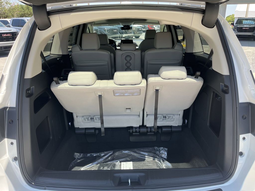 new 2025 Honda Odyssey car, priced at $42,960