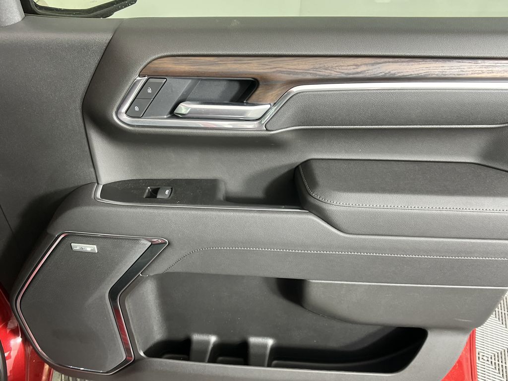 new 2025 GMC Sierra 1500 car, priced at $58,970