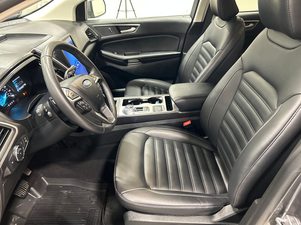used 2022 Ford Edge car, priced at $29,276