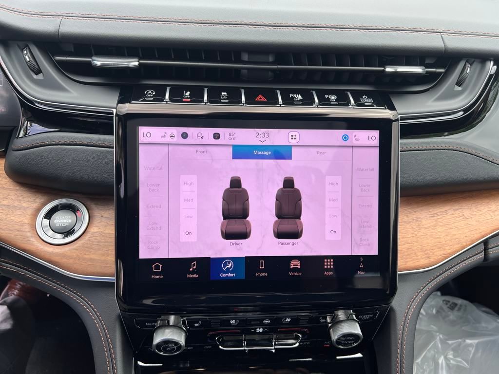 new 2025 Jeep Grand Cherokee L car, priced at $67,326